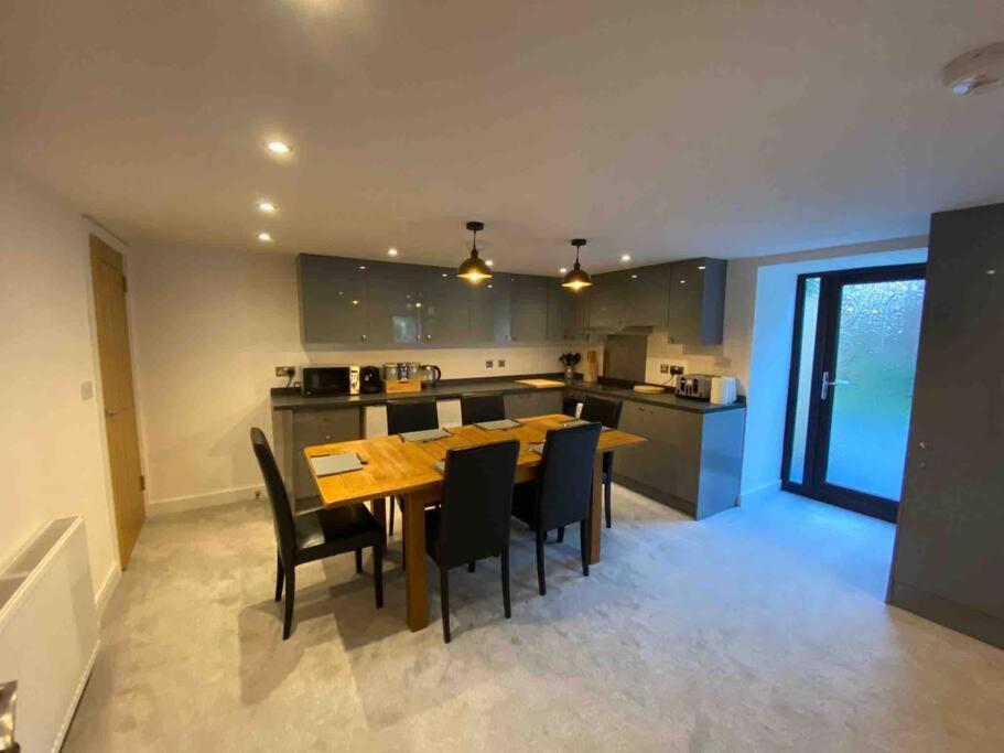 Langway Villa Gatebeck Екстериор снимка
